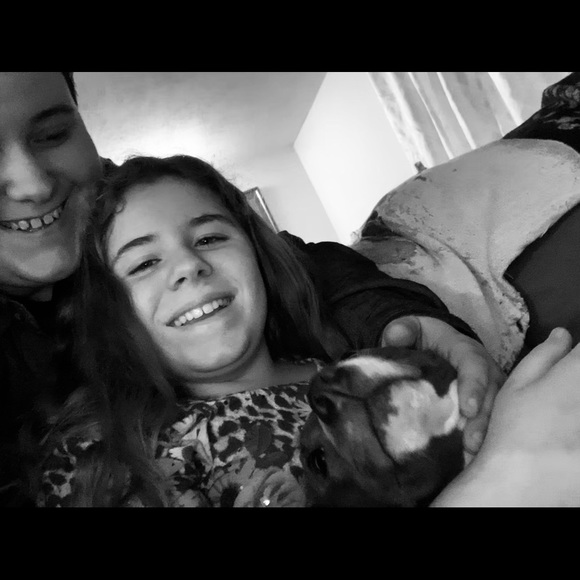 Meet your Posher, Sara Rose - Picture 3 of 12